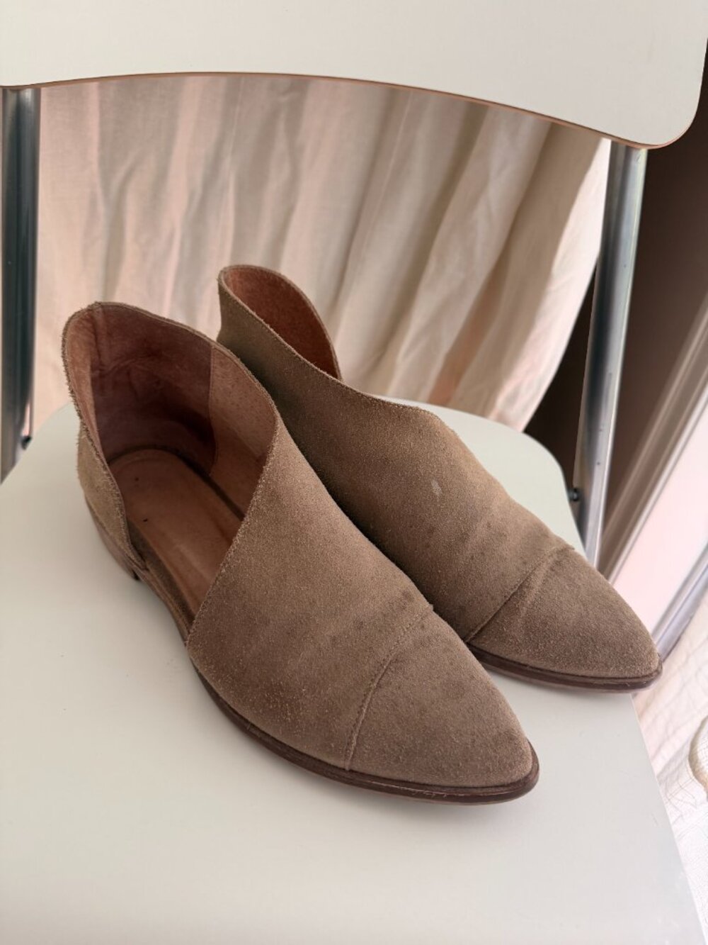 Free People Beige Suede Shoes Sz 8.5 - Picture 1 of 7